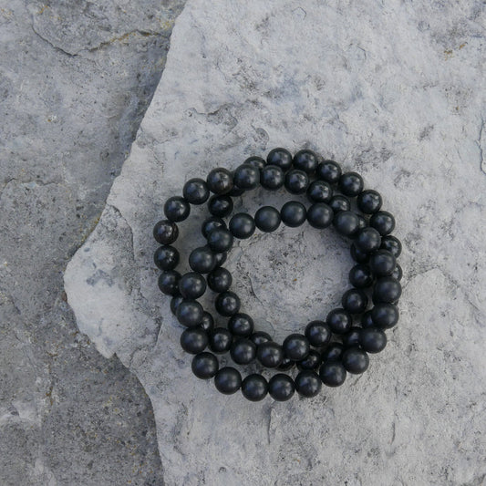 Shungite bracelet (8mm) | Snow Heart Crystals - Online Crystal Shop Canada 