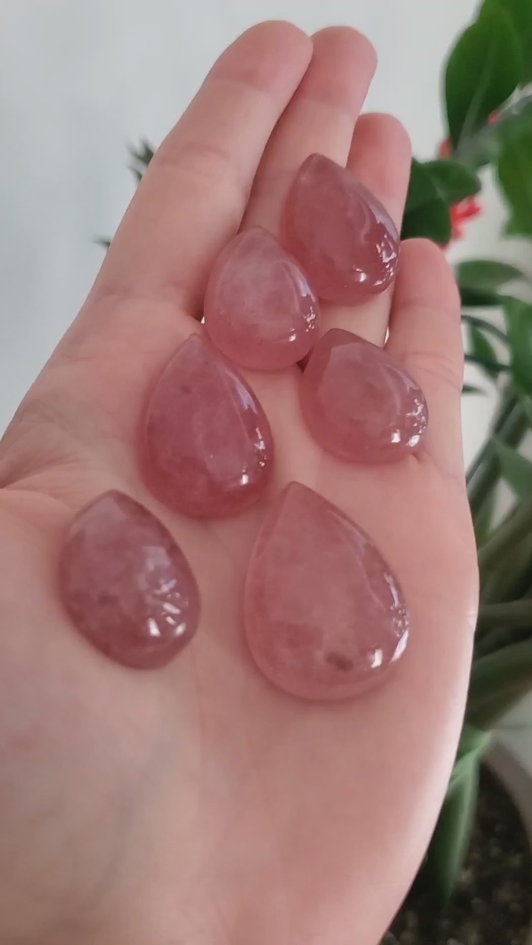 strawberry quartz teardrop