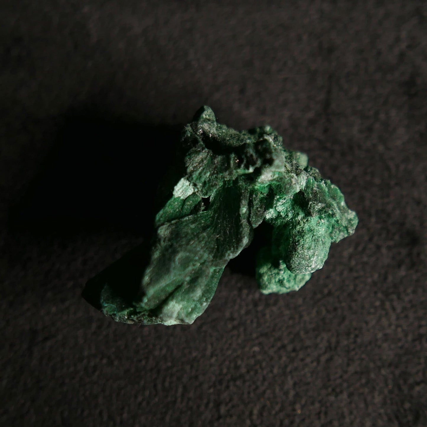 Raw Velvety Malachite