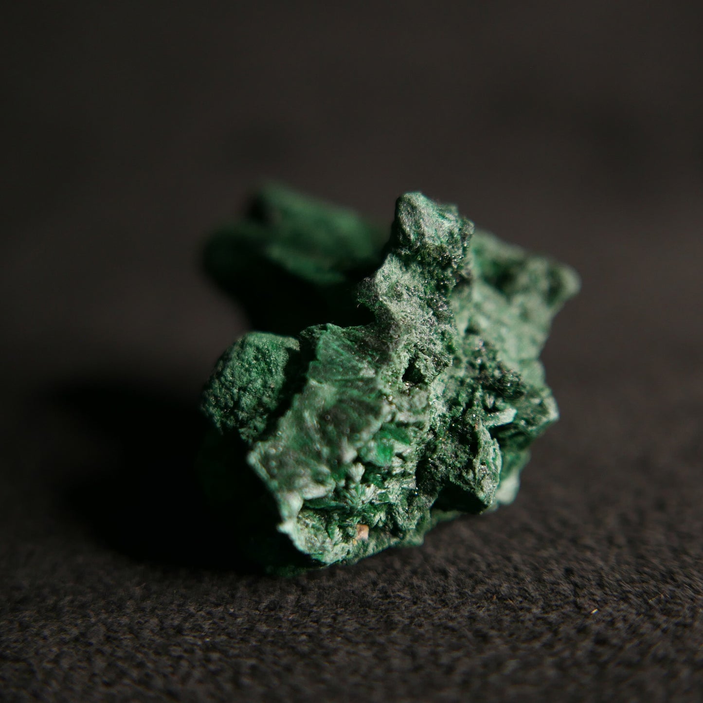 Raw Velvety Malachite