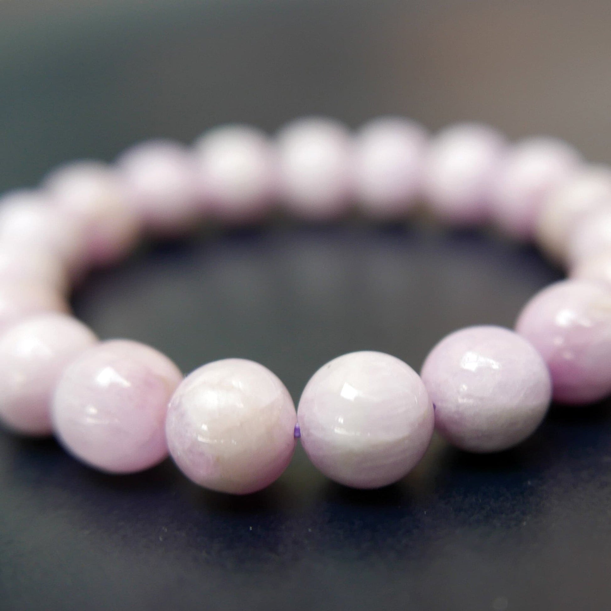 kunzite bead bracelet