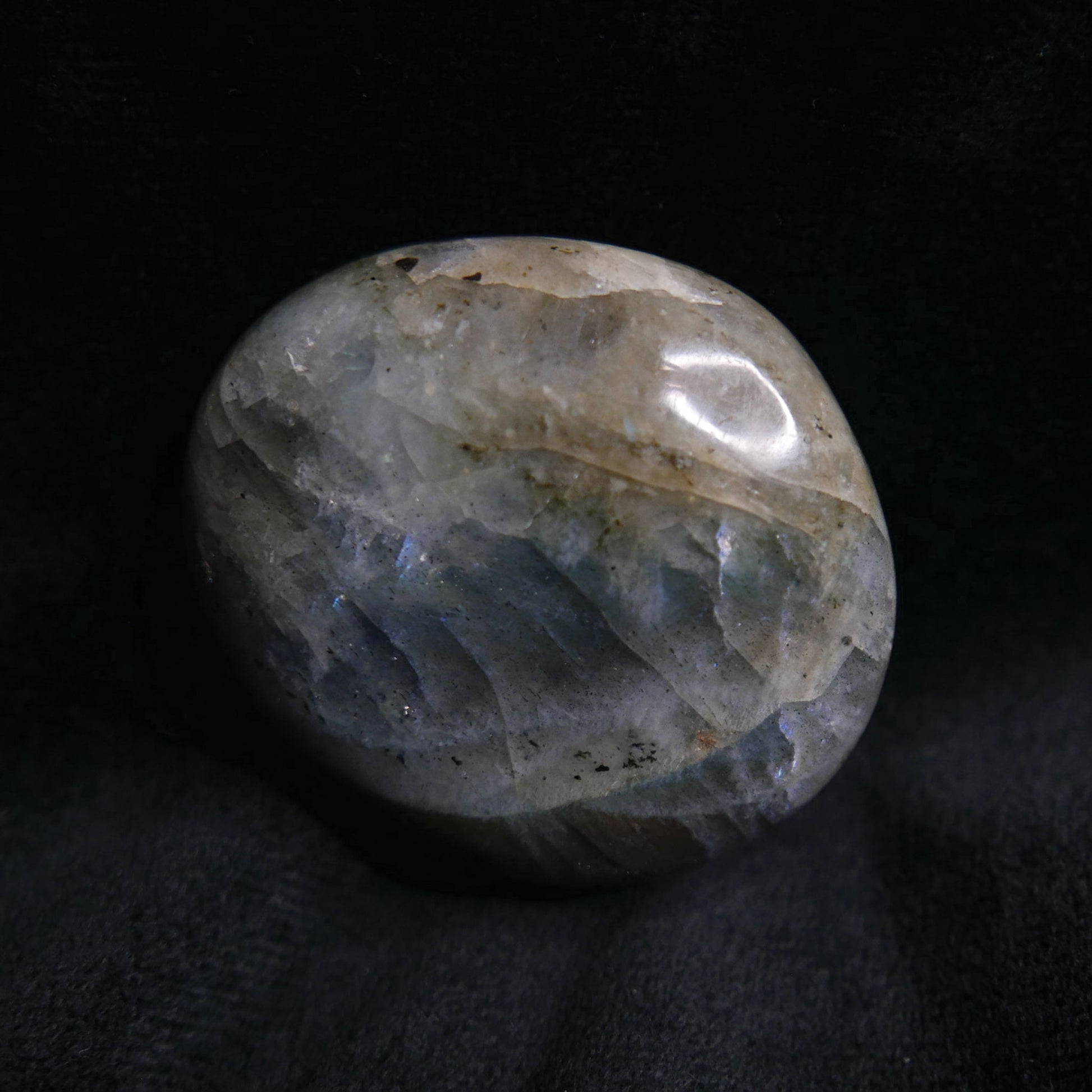 labradorite palm stone 