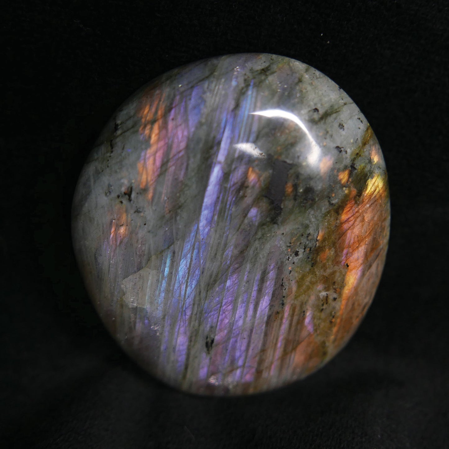 labradorite palm stone 